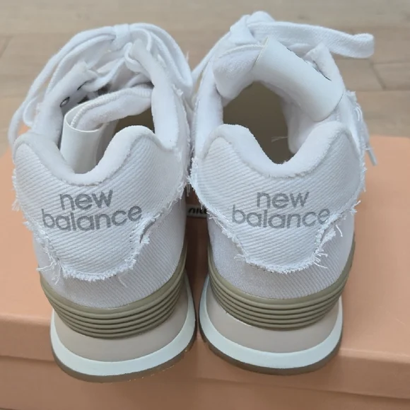 White Frayed Women's Sneakers - Picture 2 of 5